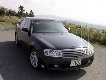 2000 Nissan Gloria Pictures