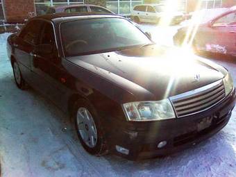 2000 Nissan Gloria Pictures