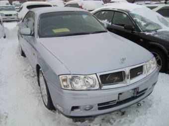 2000 Nissan Gloria Pictures