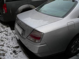 2000 Nissan Gloria Photos