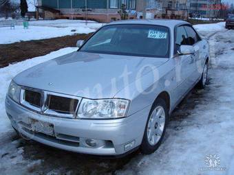 2000 Nissan Gloria Photos