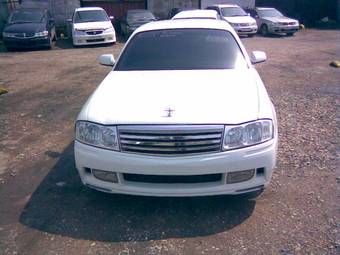 2000 Nissan Gloria Pictures