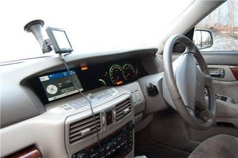 2000 Nissan Gloria Photos