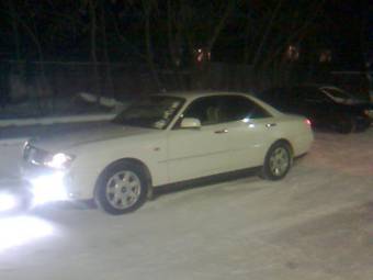 2000 Nissan Gloria Pictures