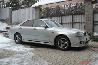 2000 Nissan Gloria Pics