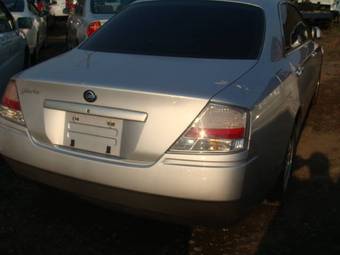 2000 Nissan Gloria Pictures