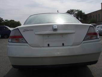 2000 Nissan Gloria Photos