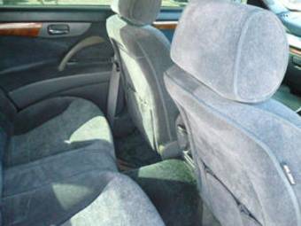 2000 Nissan Gloria Photos
