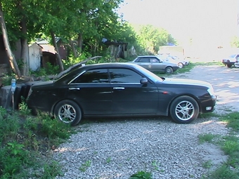 Nissan gloria 2001