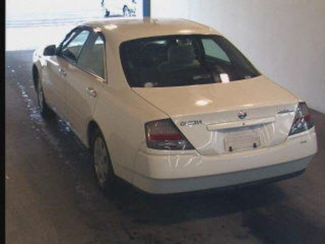 2001 Nissan Gloria