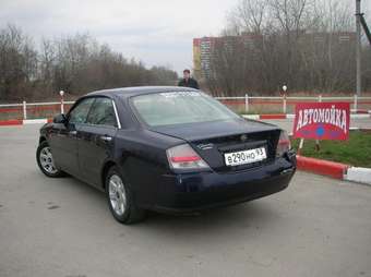 Nissan gloria 2001