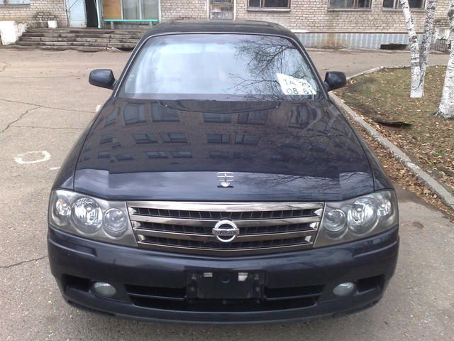 2001 Nissan Gloria