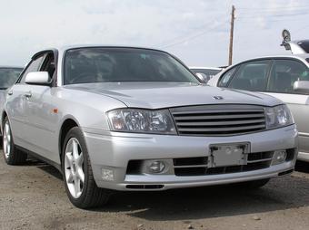 Nissan gloria 2001