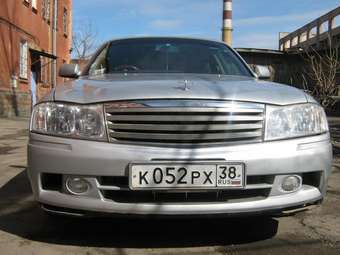 2001 Nissan Gloria Pictures