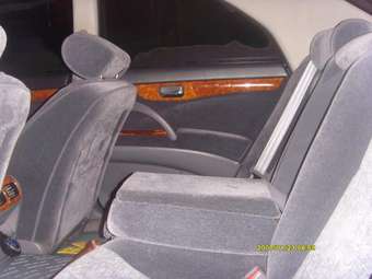 2001 Nissan Gloria Pictures