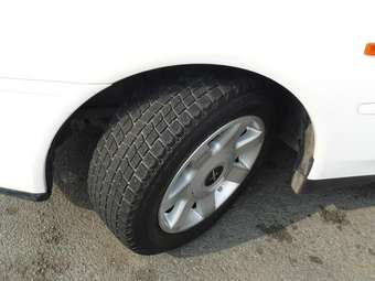 2001 Nissan Gloria Photos
