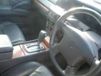 2001 Nissan Gloria Pictures