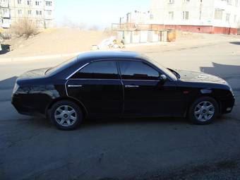 2001 Nissan Gloria Pictures
