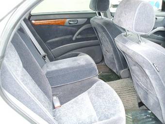 2001 Nissan Gloria Wallpapers