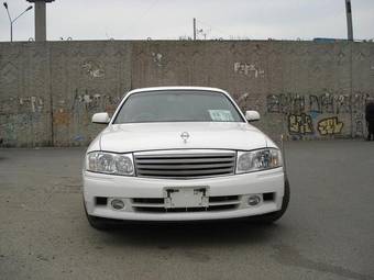 2001 Nissan Gloria Pictures