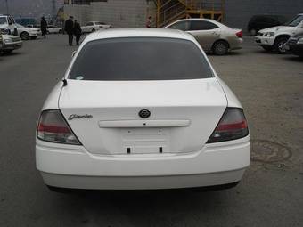 2001 Nissan Gloria Photos