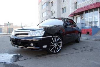 2001 Nissan Gloria Pictures