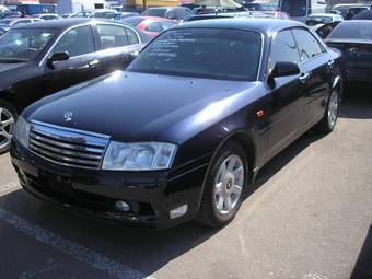 2001 Nissan Gloria Photos