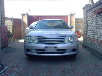 2001 Nissan Gloria Photos