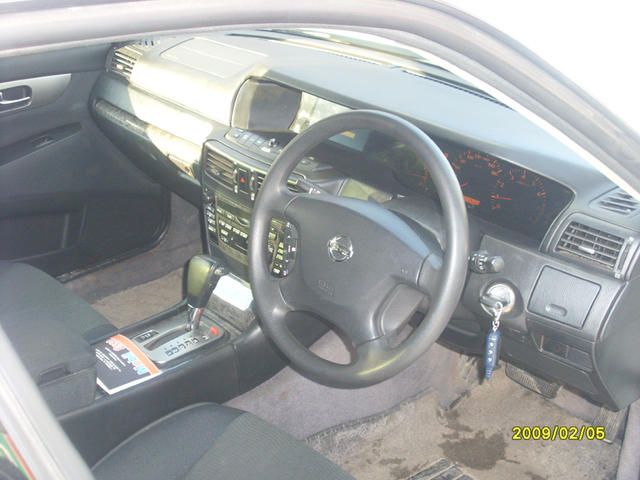 2002 Nissan Gloria
