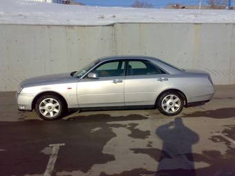 2002 Nissan Gloria Pictures