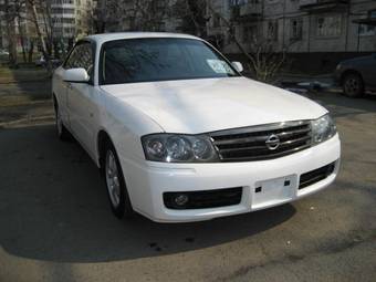 2002 Nissan Gloria Photos