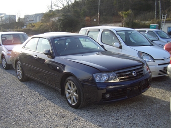 2003 Nissan Gloria
