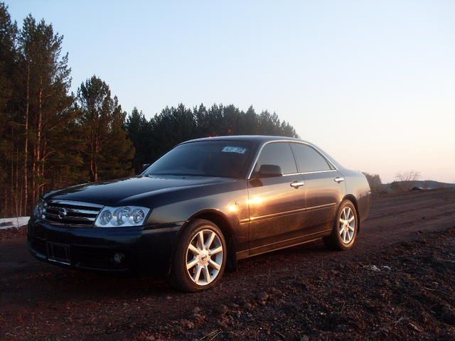 2003 Nissan Gloria