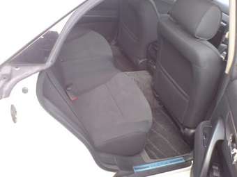 2003 Nissan Gloria Images