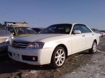 2003 Nissan Gloria Pictures