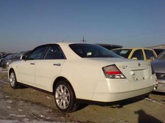 2003 Nissan Gloria Photos