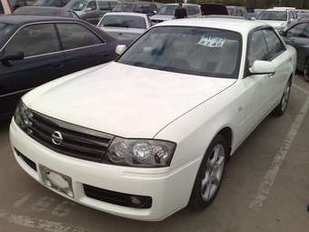 2003 Nissan Gloria Pictures