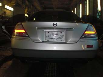 2003 Nissan Gloria Pics