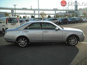 2003 Nissan Gloria Pics