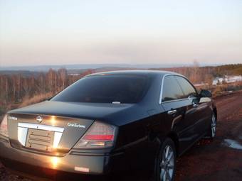 2003 Nissan Gloria Pictures