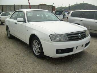 2003 Nissan Gloria Photos