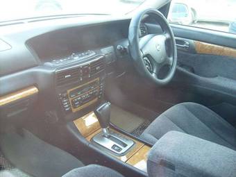 2003 Nissan Gloria Photos