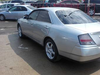 2003 Nissan Gloria Pictures