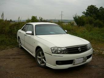 2003 Nissan Gloria Pictures