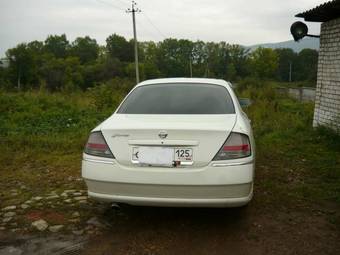 2003 Nissan Gloria Photos