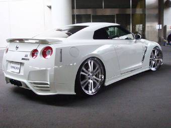 2008 Nissan GT-R Images