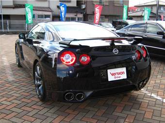 2008 Nissan GT-R Pictures