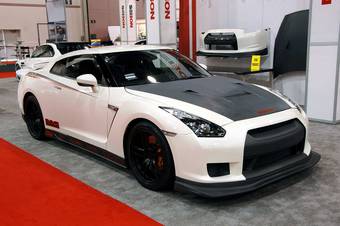 2009 Nissan GT-R Pictures