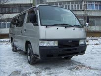 2000 Nissan Homy
