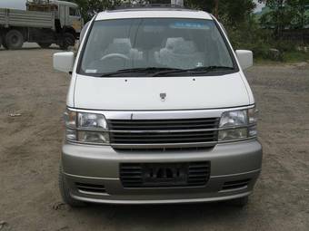 1999 Nissan Homy Elgrand Pictures